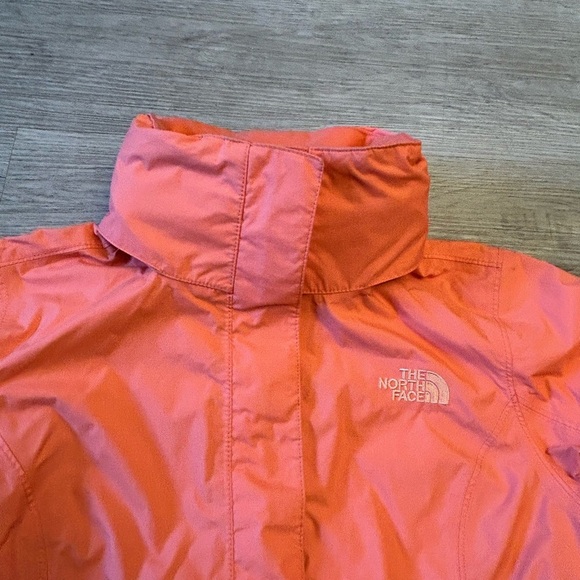 The North Face Hyvent Women's Coral Jacket Coat - Picture 12 of 14